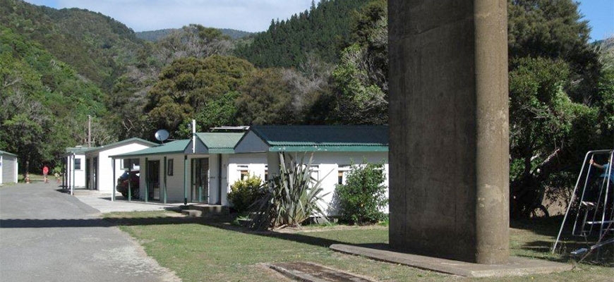 picton showers, toilets and kitchen